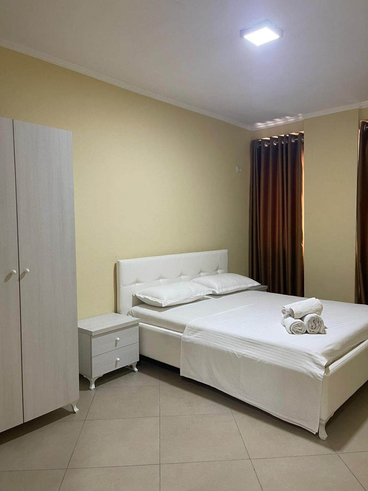 Hotel Adria Shëngjin Extérieur photo