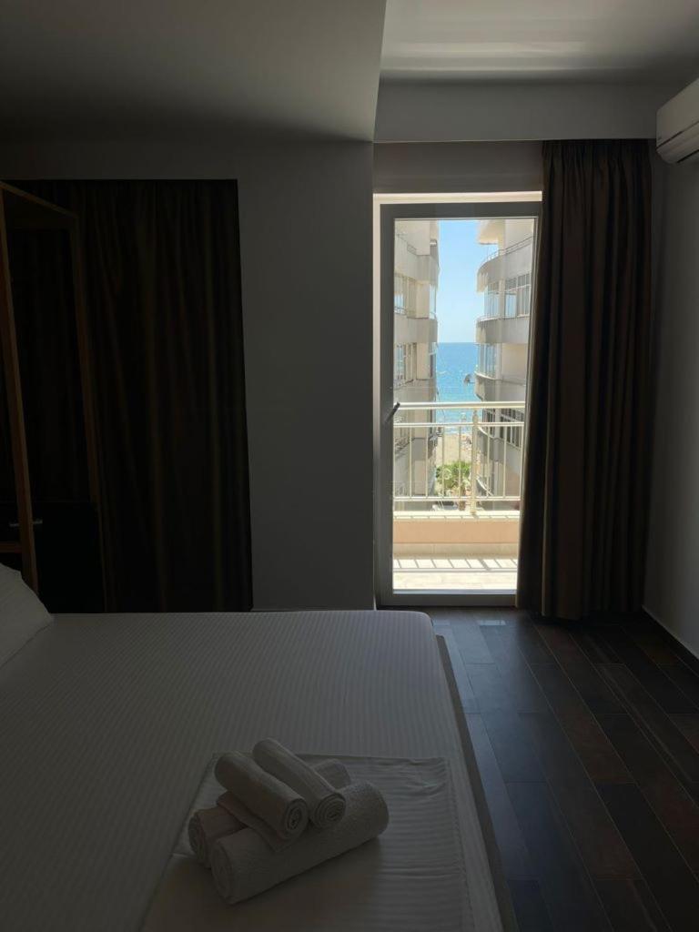 Hotel Adria Shëngjin Extérieur photo